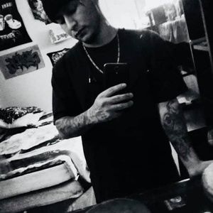 Meet your Posher, Adrian